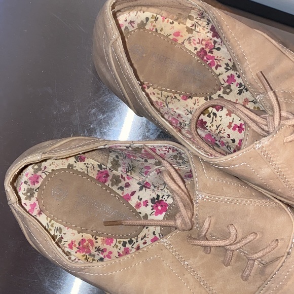 Lace up, no box, worn 2x - Picture 4 of 4